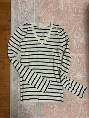 GAP Cream & Black Striped V-Neck Top